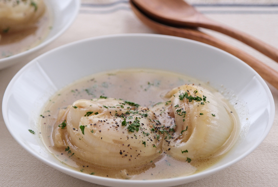 新玉ねぎで作る濃厚オニオンスープ