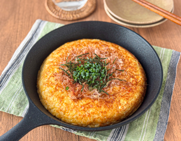 全部まぜて焼くだけ！ふわとろ山芋鉄板